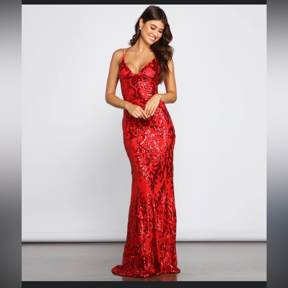 NWT WINDSOR Lila formal open back sequin mermaid dress size XS